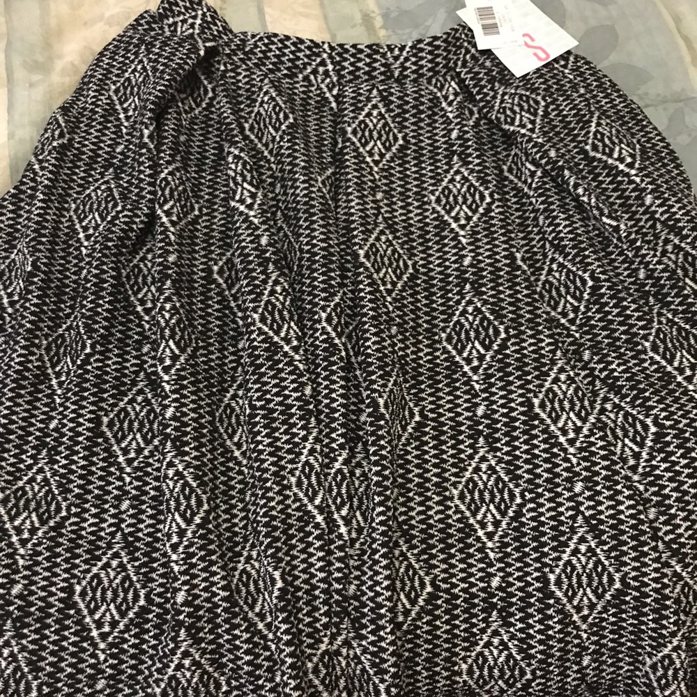 Lularoe Madison skirt
